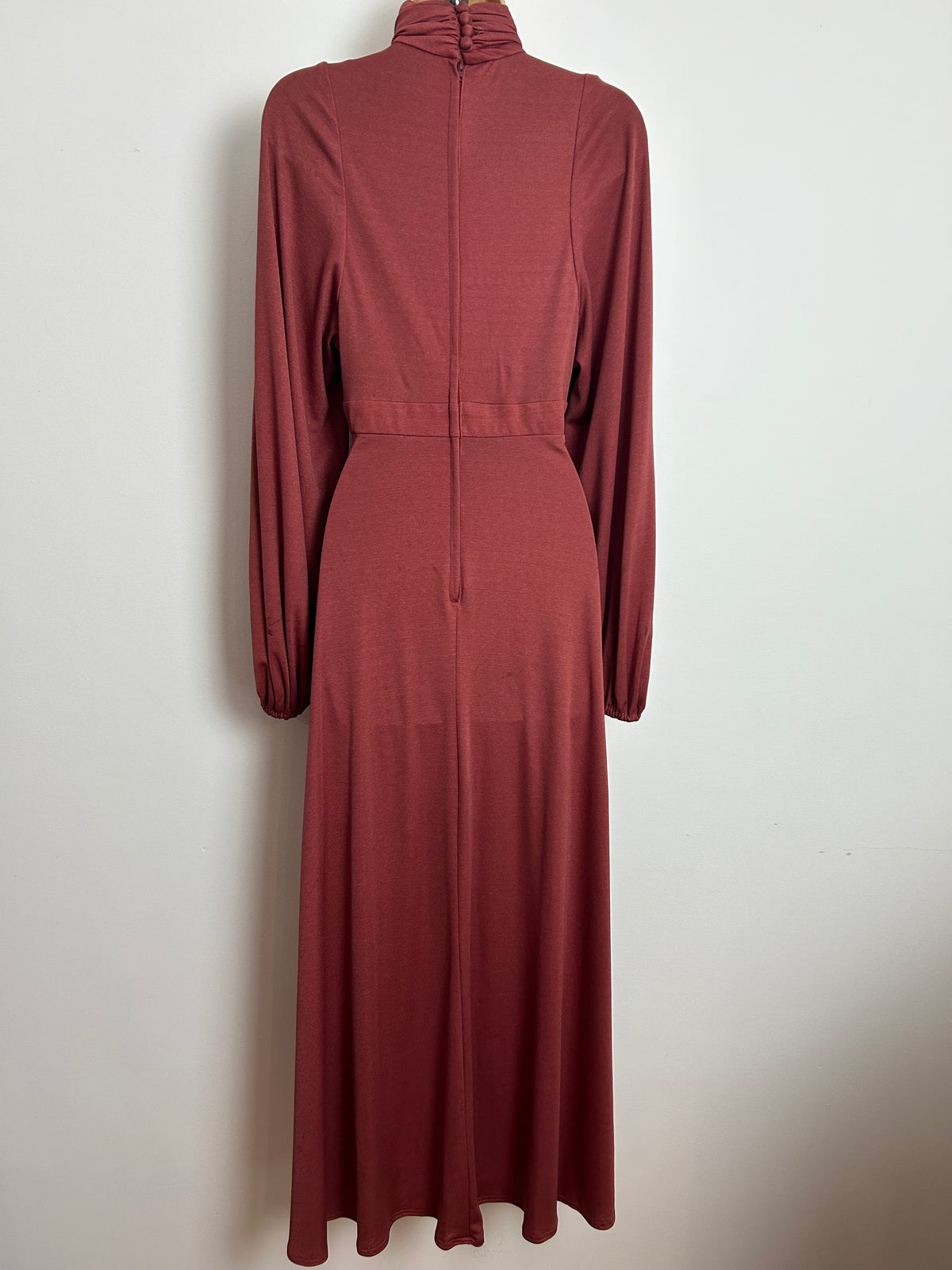 Vintage 1970s JOHN MARKS BY ANNE TYRELL Size 6-8 Dusky Pink Keyhole Long Sleeve Maxi Dress