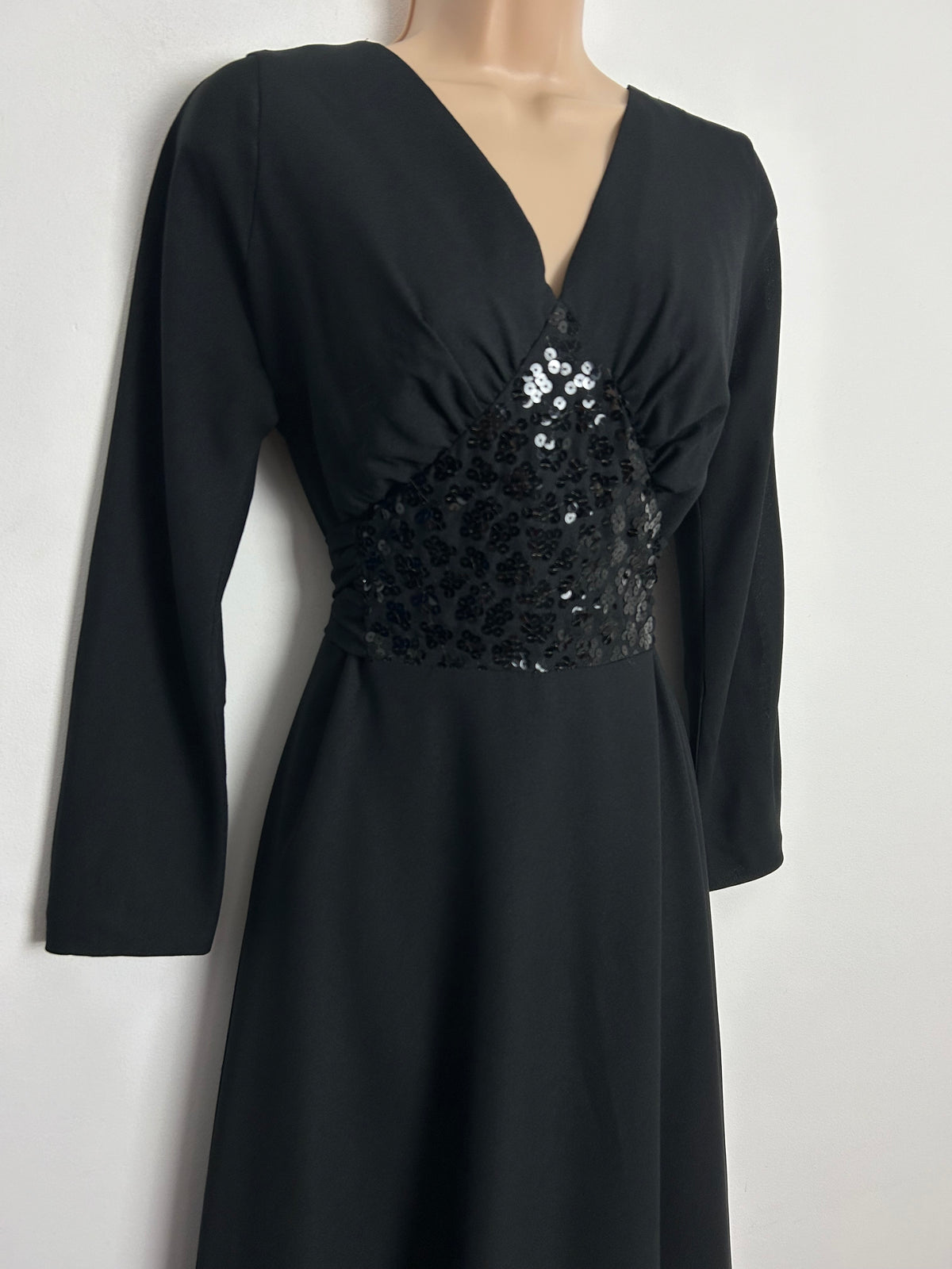 Vintage 1970s UK Size 14 Black Sequin Detail Long Sleeve Tie Back Evening Occasion Maxi Dress