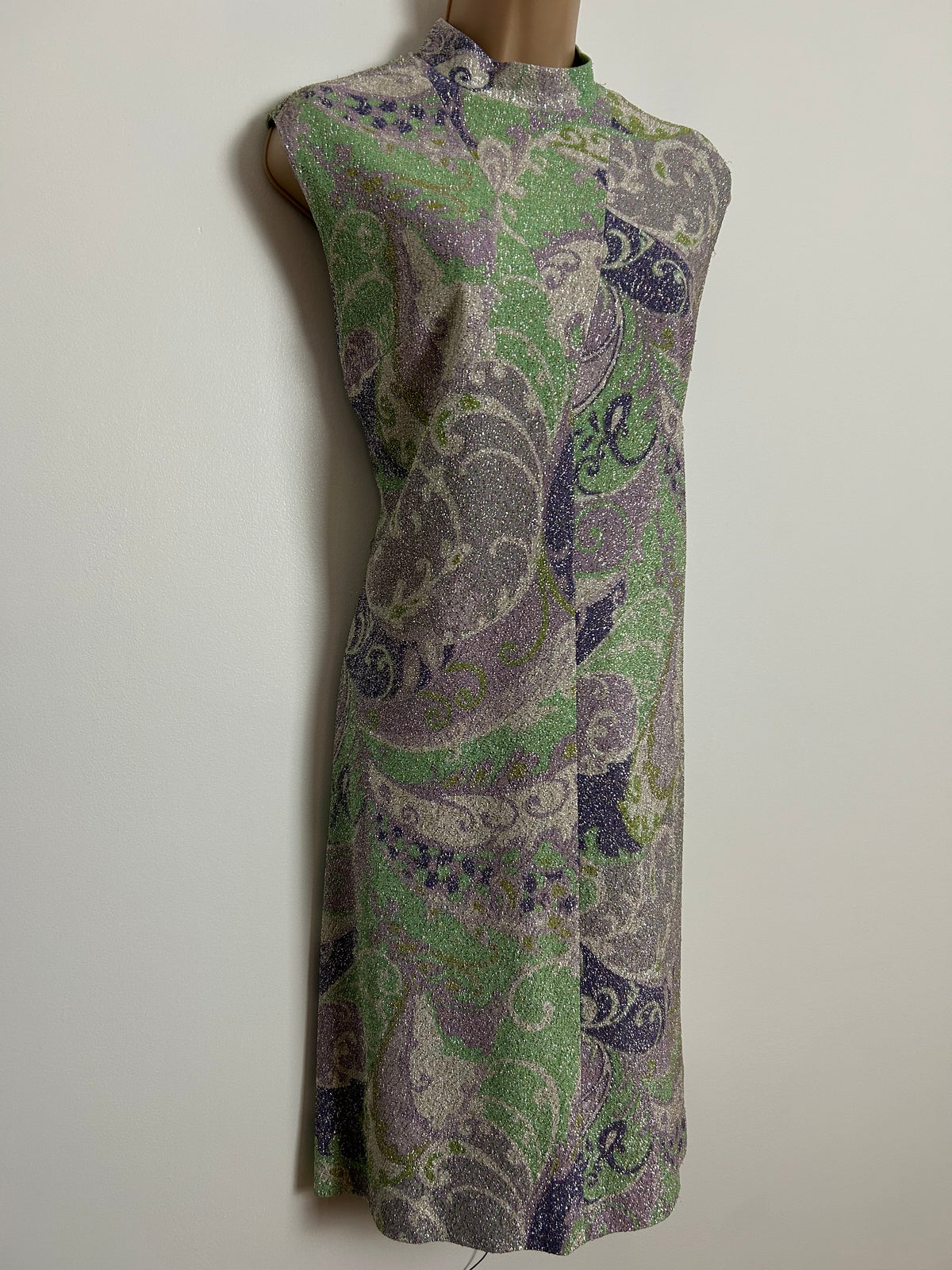 Vintage 1960s UK Size 12 Green Purple & Lilac Abstract Print Lurex Shift Mod Dress
