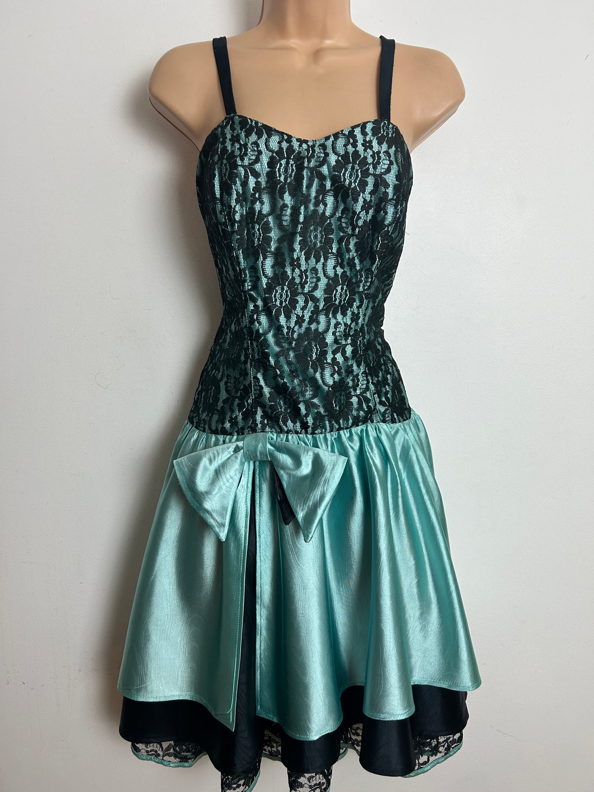 Vintage 1980s C&A Size 8-10 Black & Pale Blue Lace Bow Detail Party Prom Evening Dress