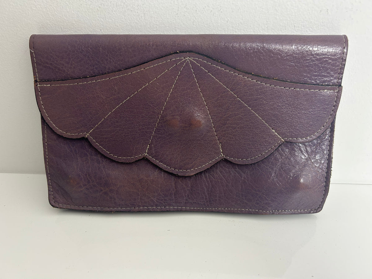 Vintage 1980s Lavender Purple Real Leather Scallop Detail Envelope Clutch Bag
