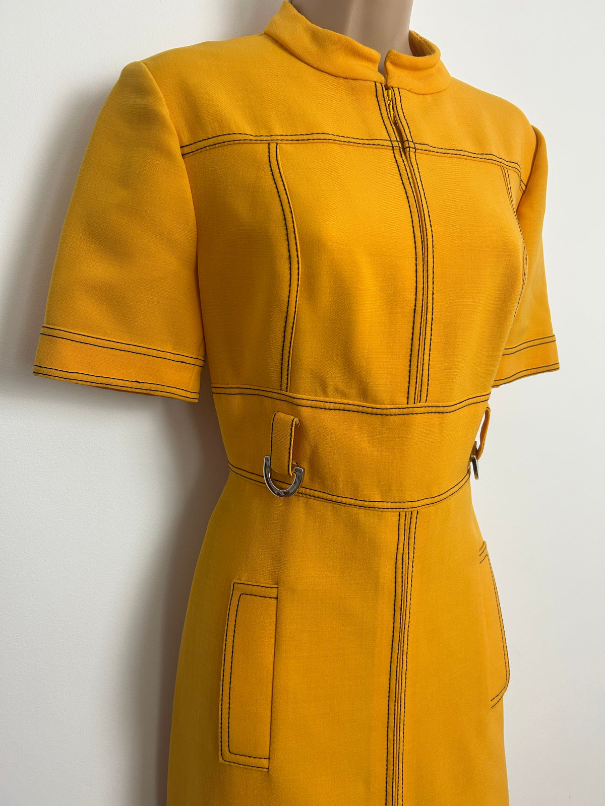 Vintage 1960s DOOLITTLE Size 8 Mustard Yellow & Black Stitch Detail Mod Dress