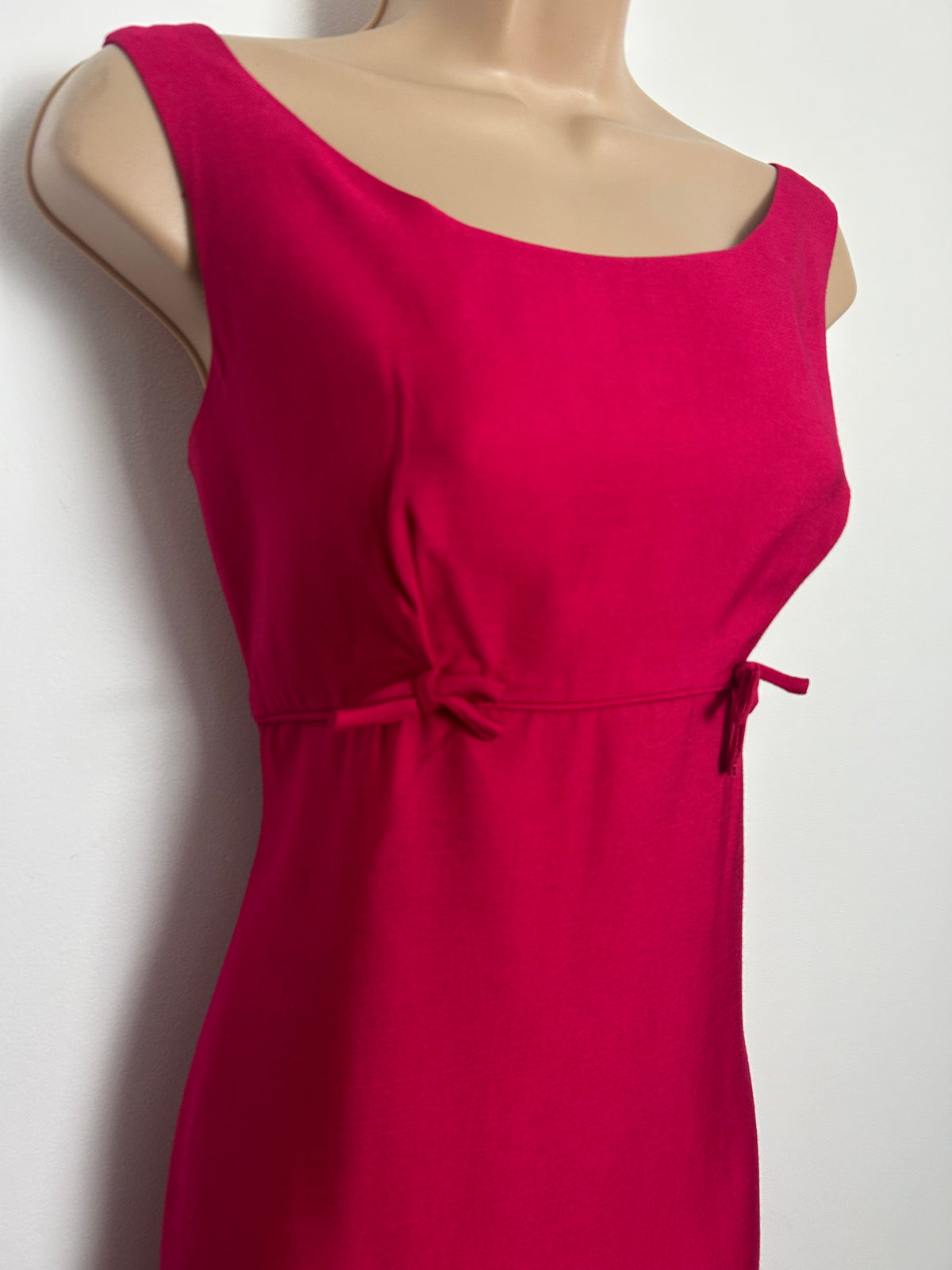 Vintage 1960s Size 8-10 Fuchsia Pink Sleeveless Bow Detail Wiggle Dress