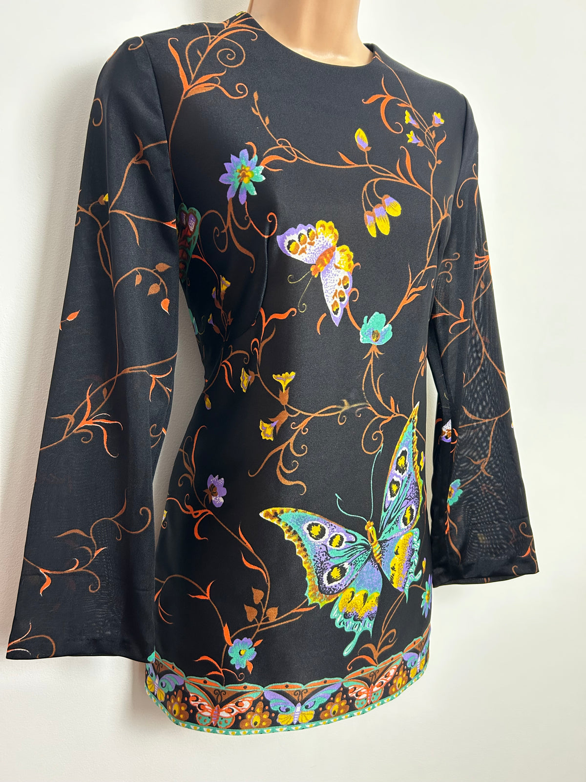 Vintage Late 1960s MODELLY Size 8-10 Black & Multicolour Butterfly Long Sleeve Tunic Style Top