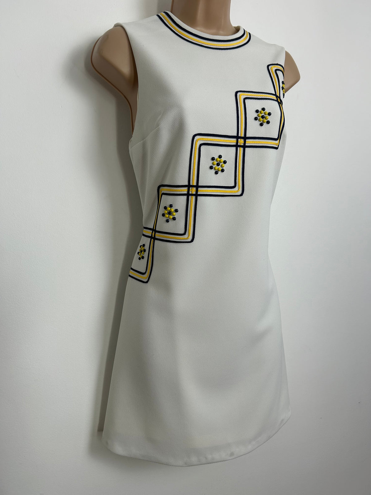Vintage 1960s Size 8 White Navy Blue & Yellow Braid & Bead Embellishment Mini Mod Scooter Shift Dress