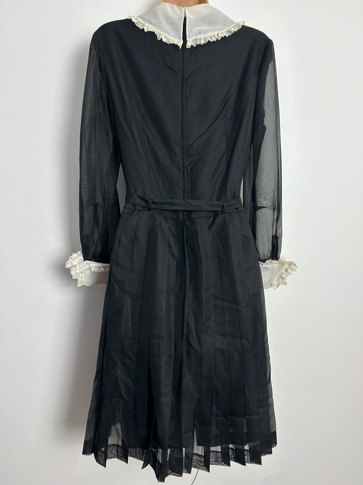 Vintage Early 1970s UK Size 8-10 Black & White Collar & Cuffs Lace Trim Belted Pleated Dress
