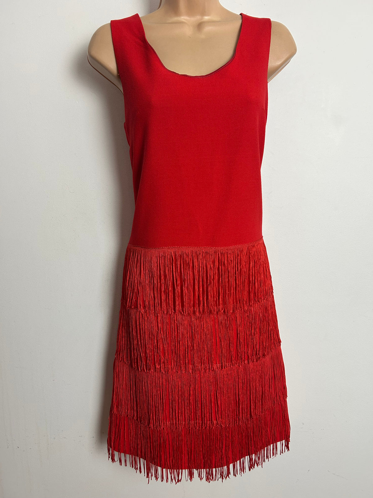 Vintage 1960s SUSAN ROGERS Size 8 Red Sleeveless Fringed Flapper Style Shift Dress