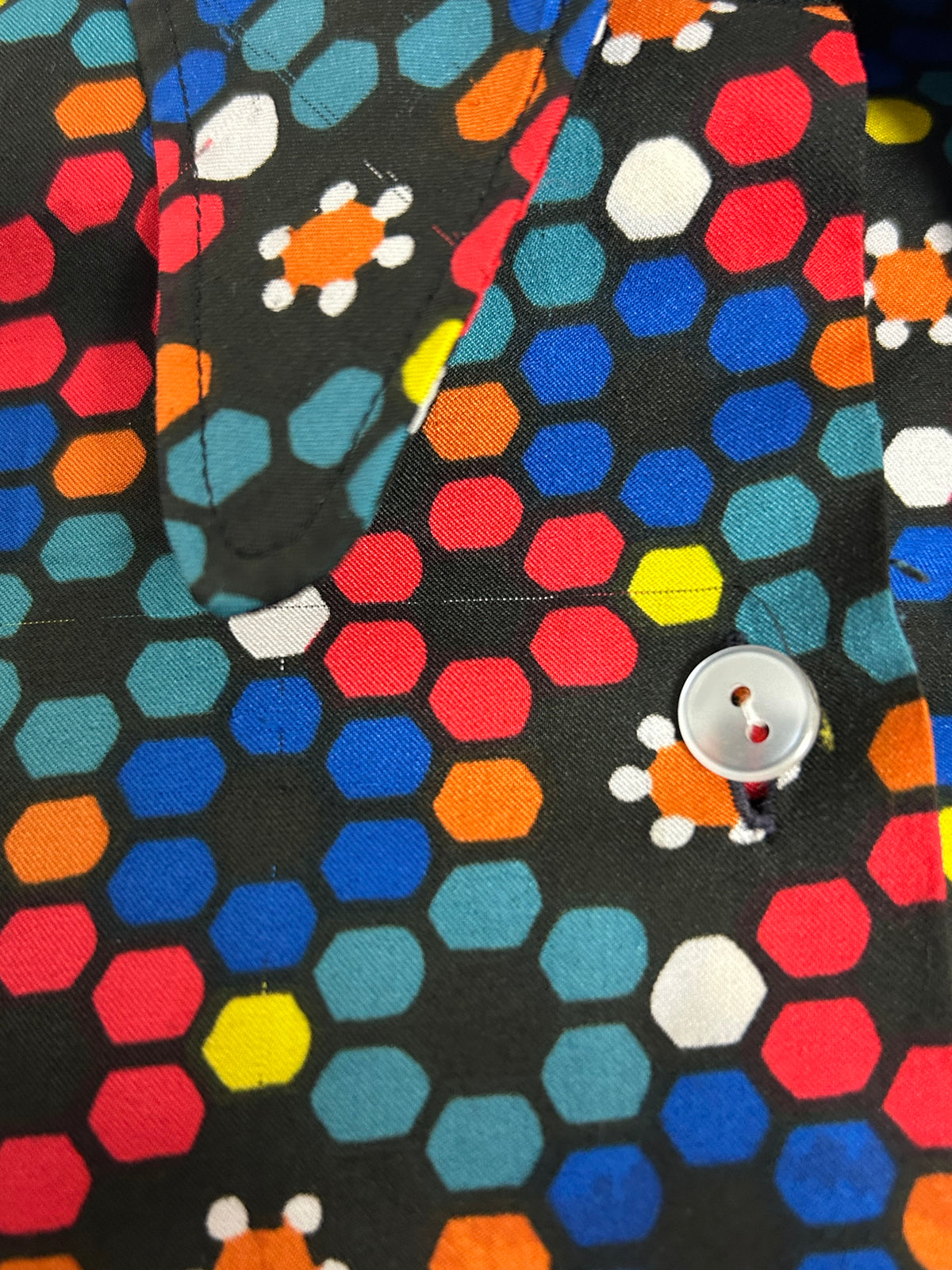 Vintage 1970s PARISIAN Size 8-10 Black Multicolour Abstract Print Beagle Collar Shirt