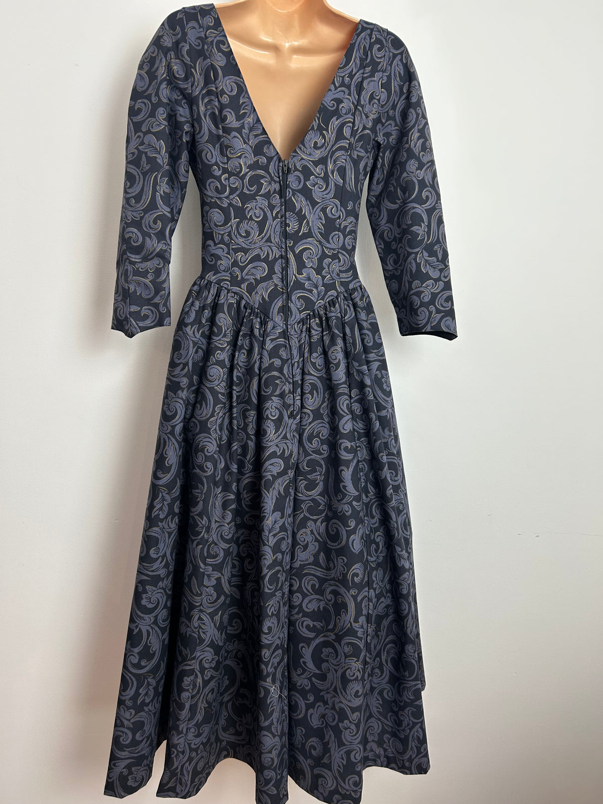 Vintage 1980s LAURA ASHLEY Size 8 Dark Grey & Gold Pattern Occasion Ballgown Dress