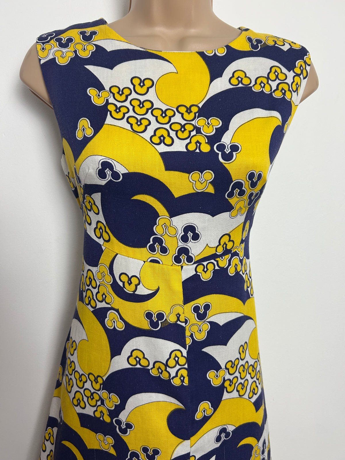 Vintage 1960s Size 8 Navy Blue Yellow & White Psychedelic Print Cotton Mini Mod Shift Dress
