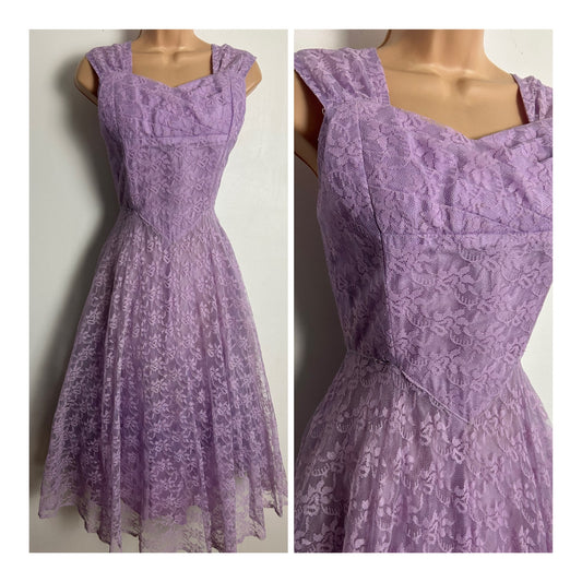 Vintage 1950s Size 4-6 Pale Pink Floral Lace Summer Party Prom Occasion Dress