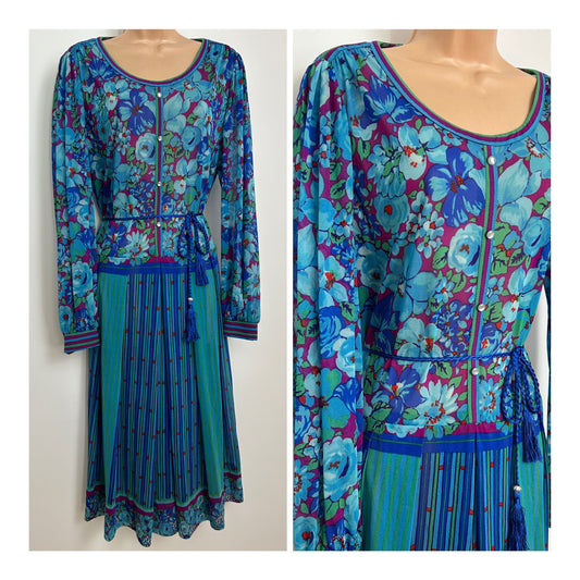 Vintage Late 1970s Size 16 Blue Tones Floral Print Lightweight Semi Sheer Belted Pleated Day dress s