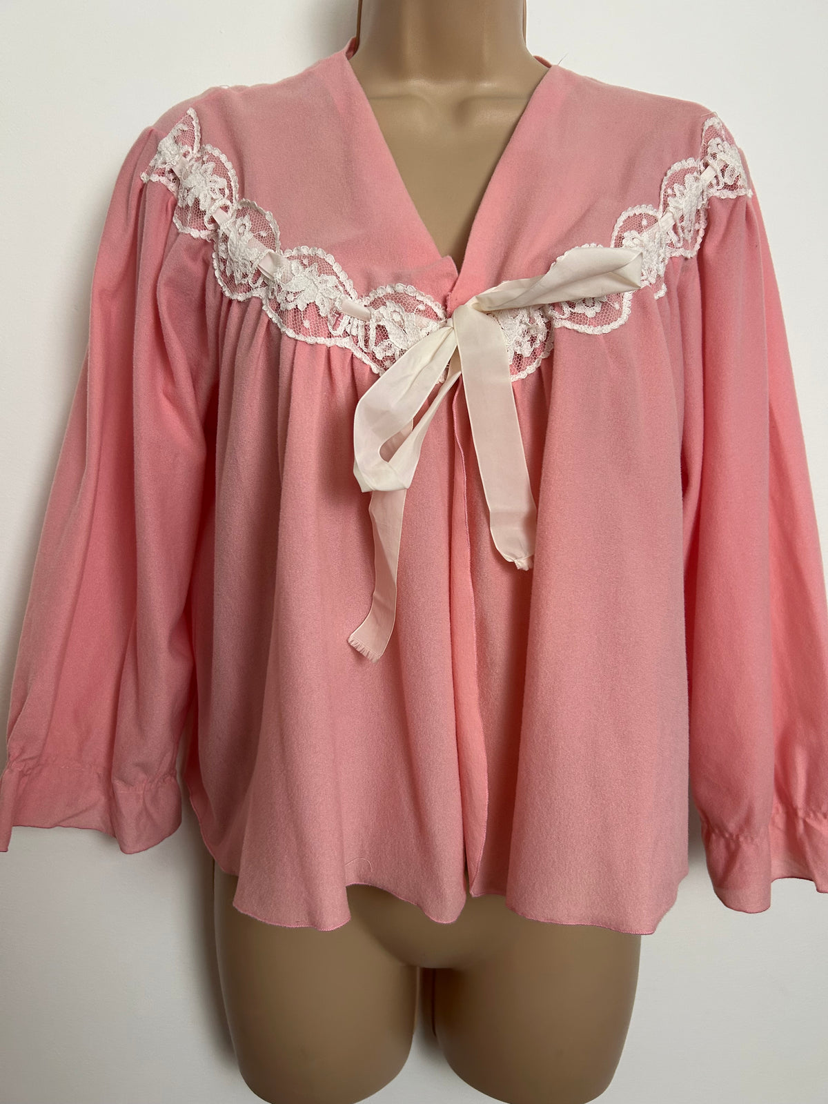 Vintage 1960s Size 10 Baby Pink & White Lace Trim Bri-Nylon Bed Jacket With White Tie
