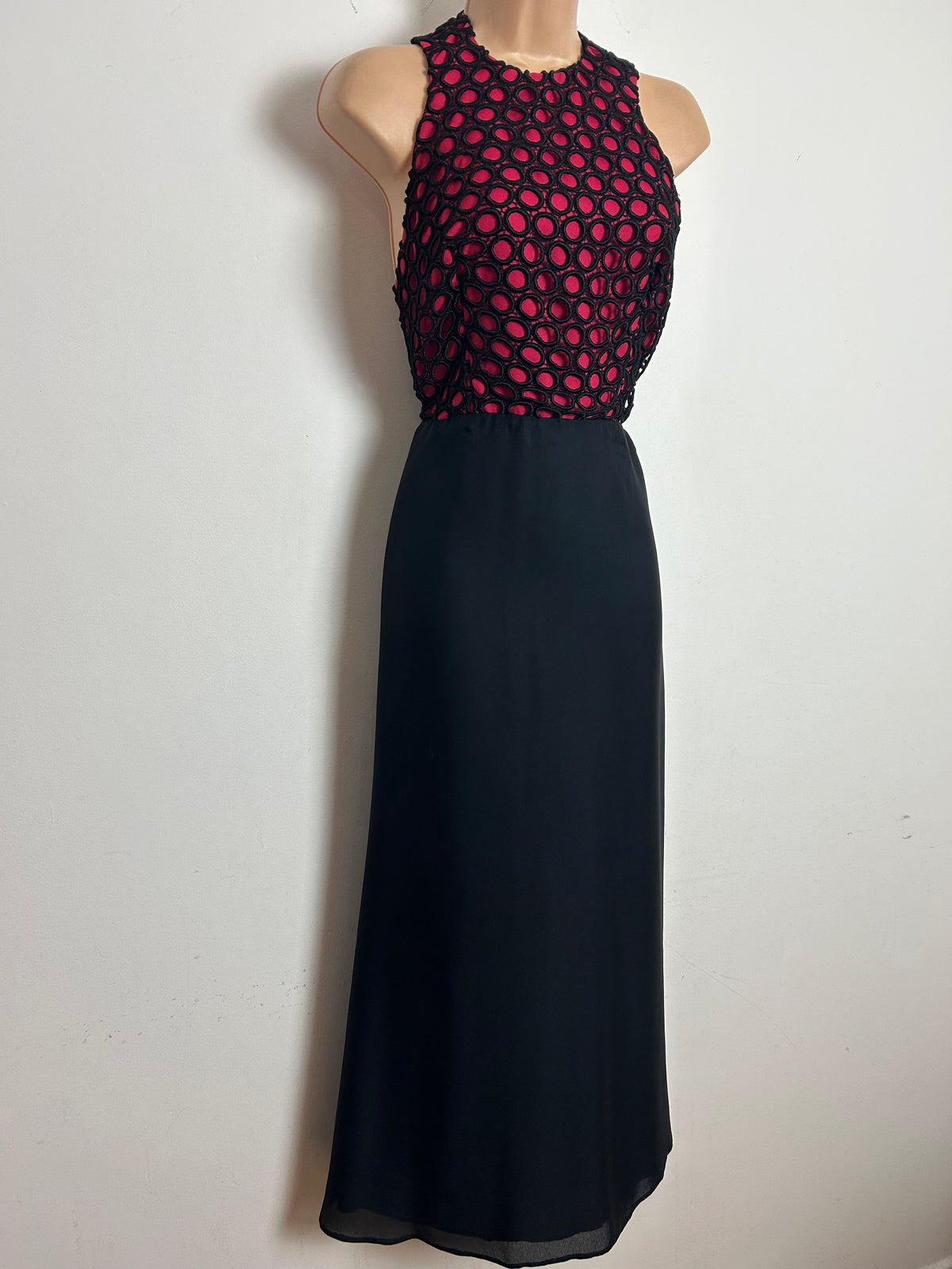 Vintage 1960s EMENSON Size 8 Black & Raspberry Crochet Overlay Halter Neck Occasion Maxi Dress