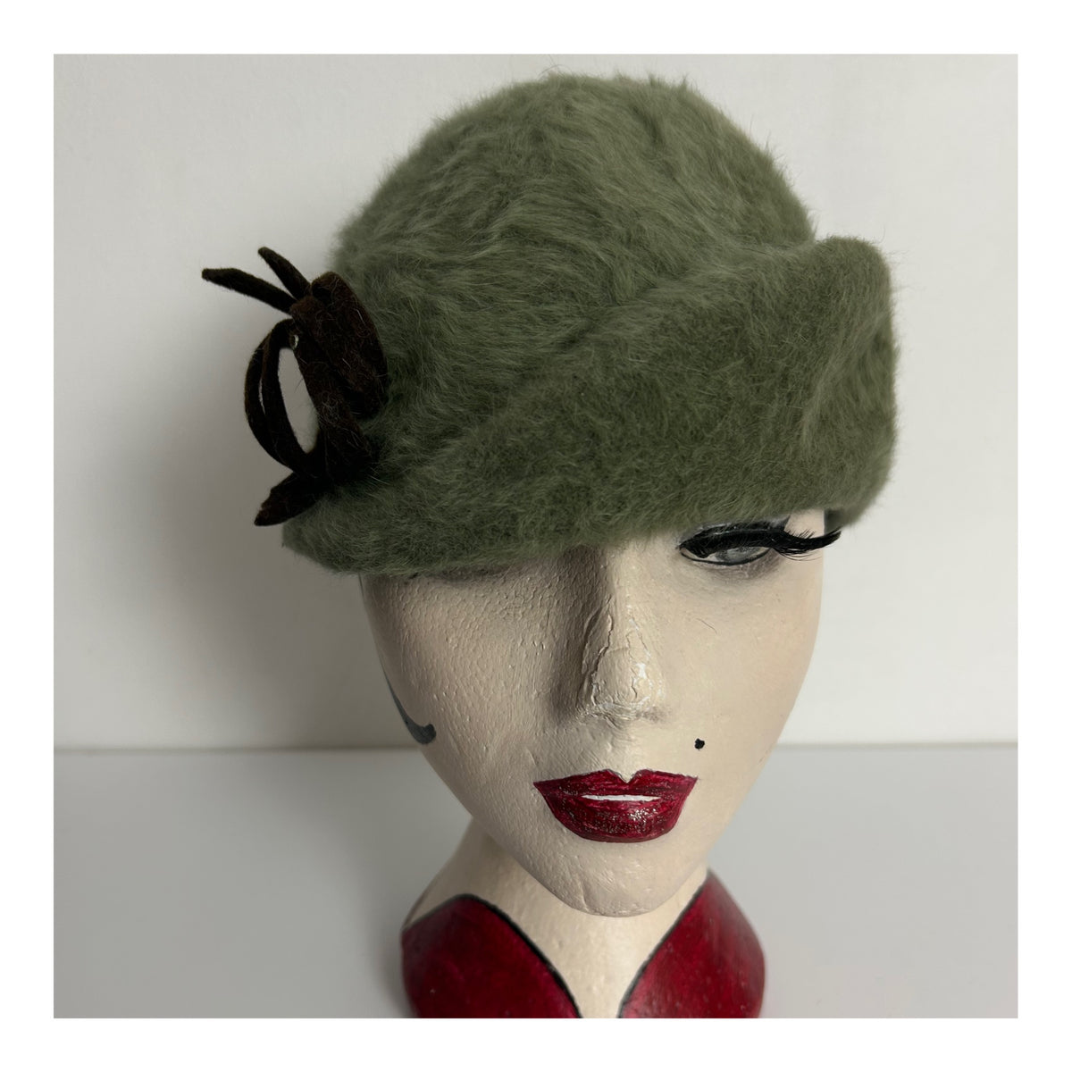 Vintage 1960s Green Angora Soft Touch Felt Floral Detail Cloche Style Hat