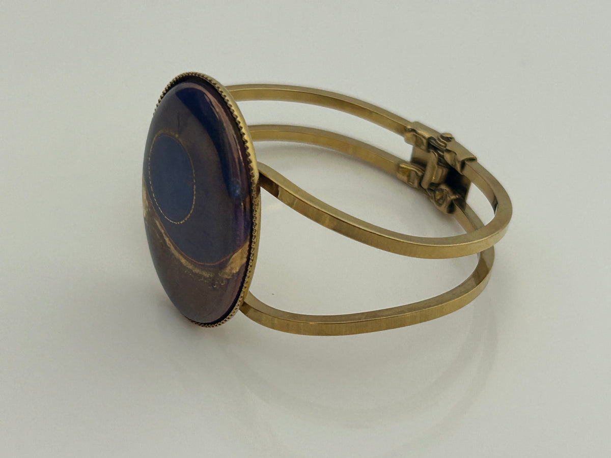 Vintage Gold Tone & Purple Hinged Cuff Style Bracelet/Bangle