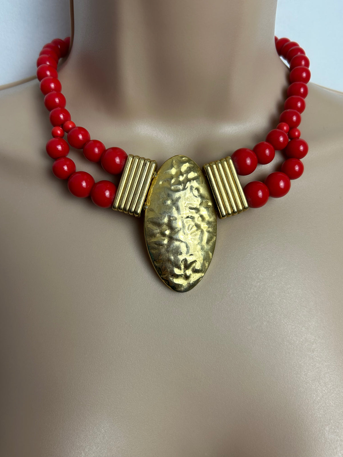 Vintage Red & Gold Plastic Bead Choker Style Necklace