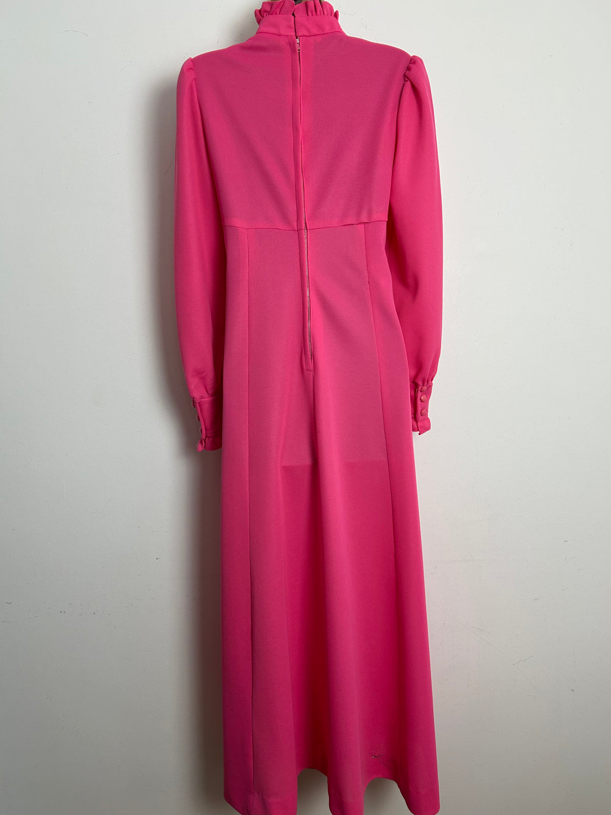Vintage 1970s Size 10-12 Hot Pink High Neck Long Sleeve Maxi Dress