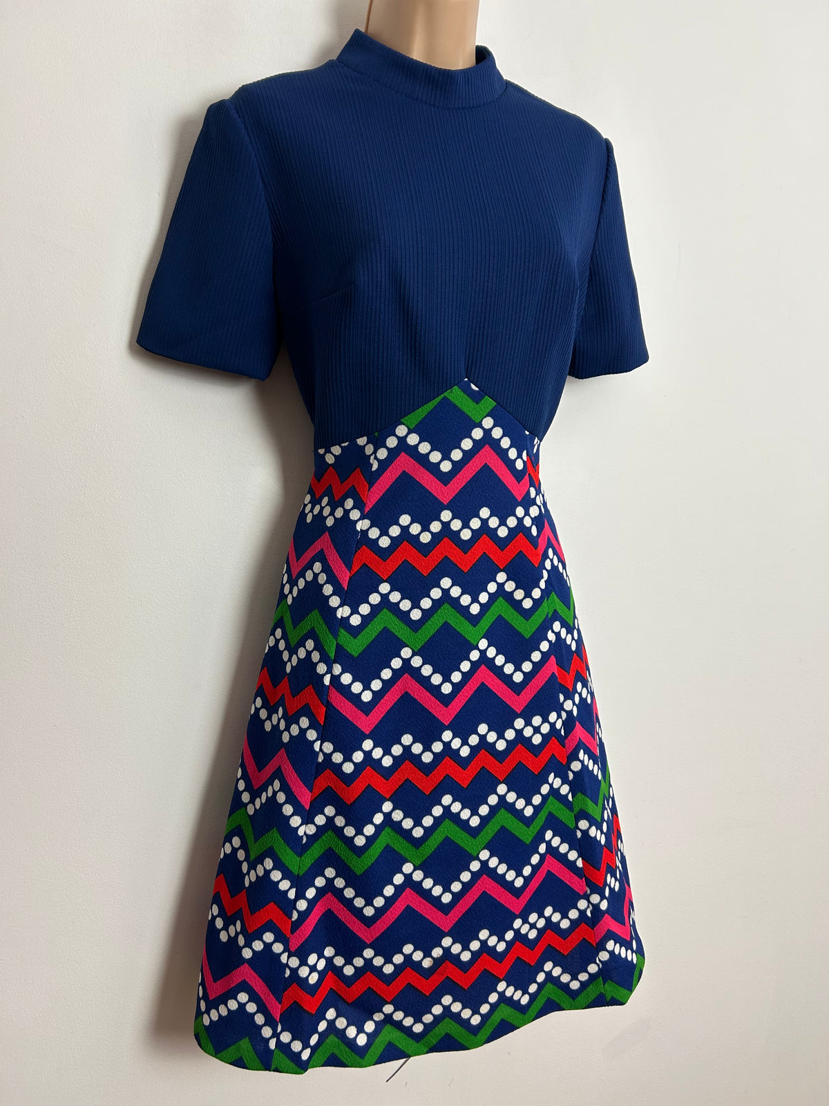Vintage 1960s UK Size 10 Navy Blue Pink Red Green & White Zig Zag Stripe & Spot Print Mod Dress