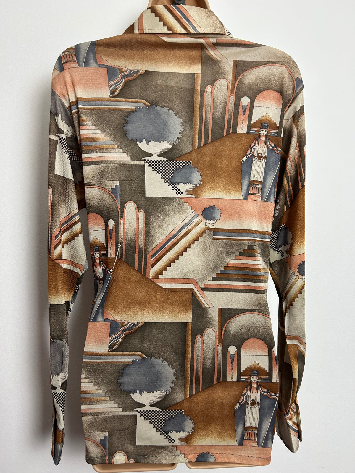 Vintage 1970s Size 10-12 Brown & Grey Tones Novelty Print Long Sleeve Shirt