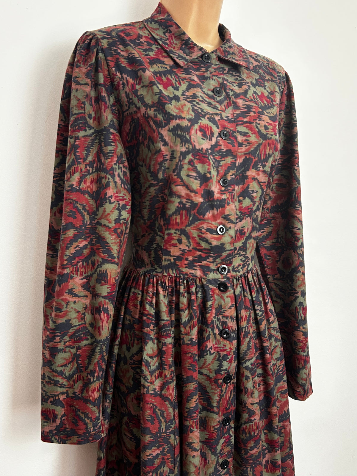 Vintage 1980 LAURA ASHLEY (Rep Of Ireland) Size 12 Dark Blue Green & Red Abstract Print Cotton Midi Dress