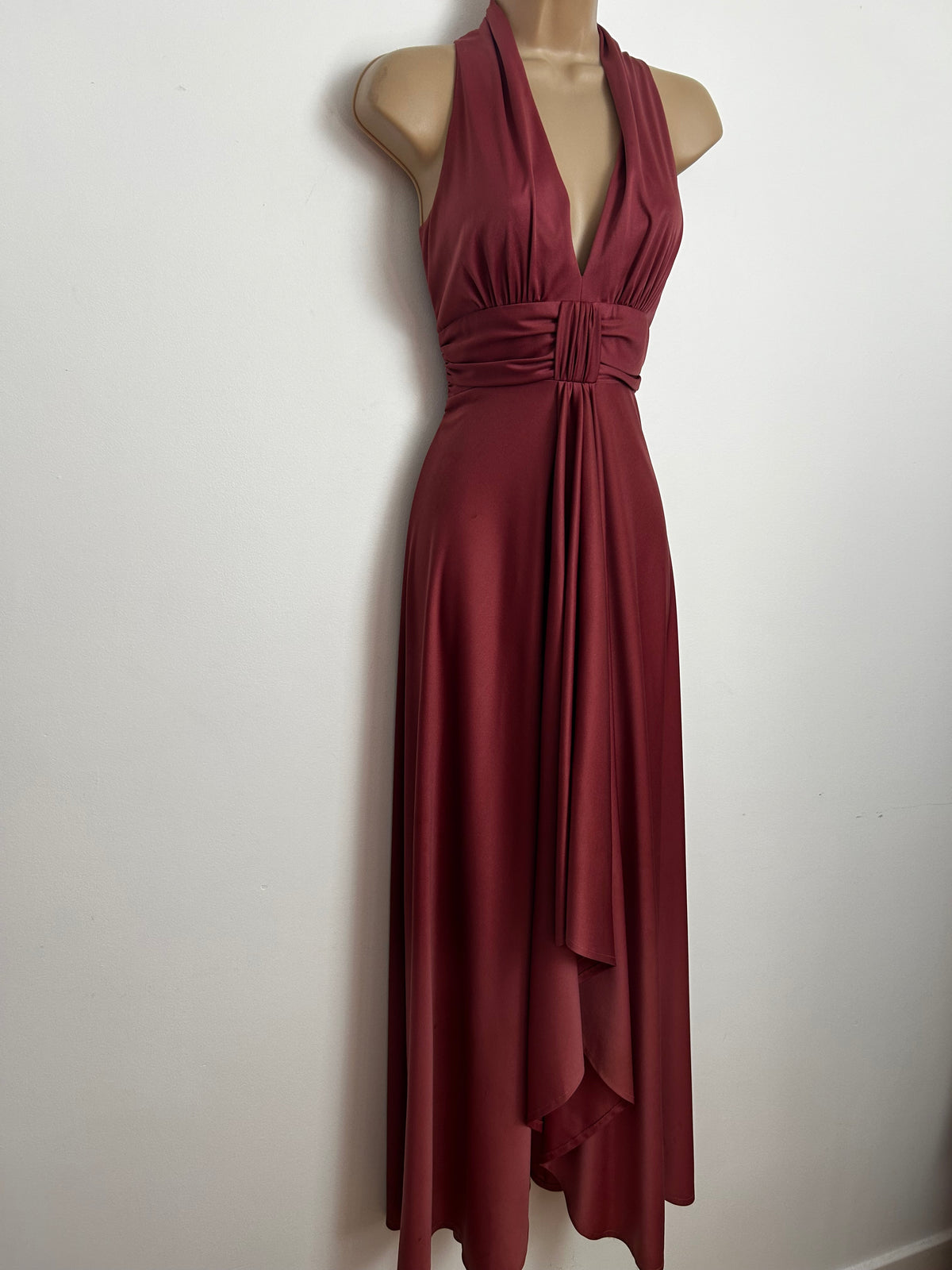 Vintage 1970s Size 8 Dusky Pink Plunge Neck Sleeveless Draped Front Occasion Maxi Dress
