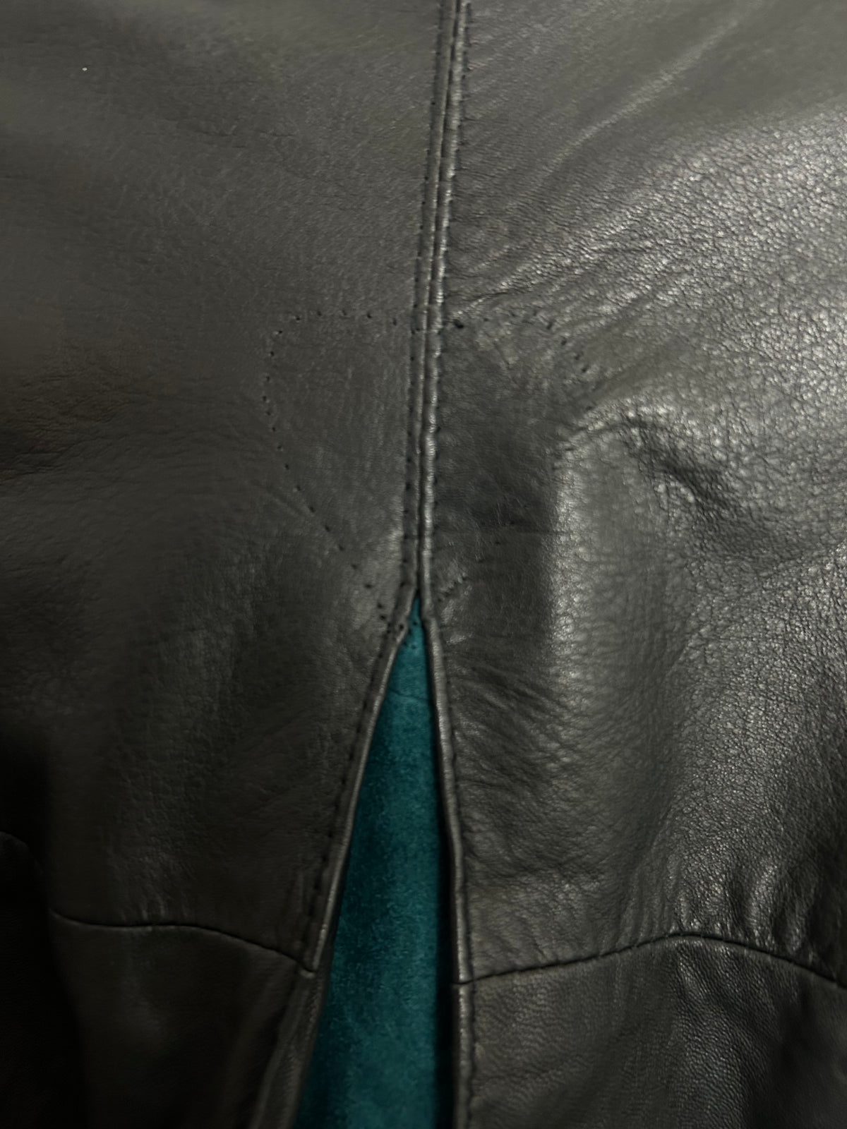 Vintage 1980s Up To Size 14 Black Teal & Red Supple Leather & Suede Open Fronted Austrian Leather Jacket