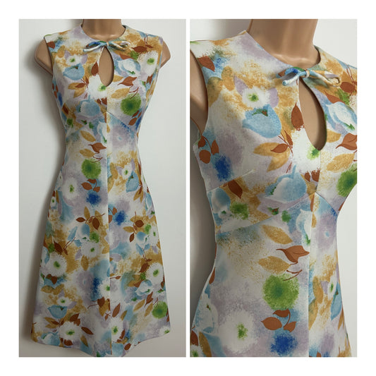 Vintage Late 1960s Size 8 White Blue Brown & Green Floral Print Bow Detail Summer Mod Dress