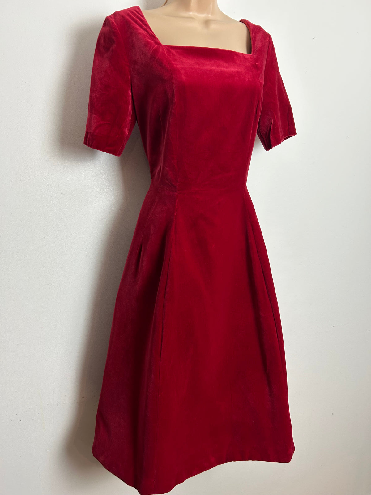 Vintage Late 1950s Size 10 Beautiful Red Velvet Christmas Party Dress Size 10
