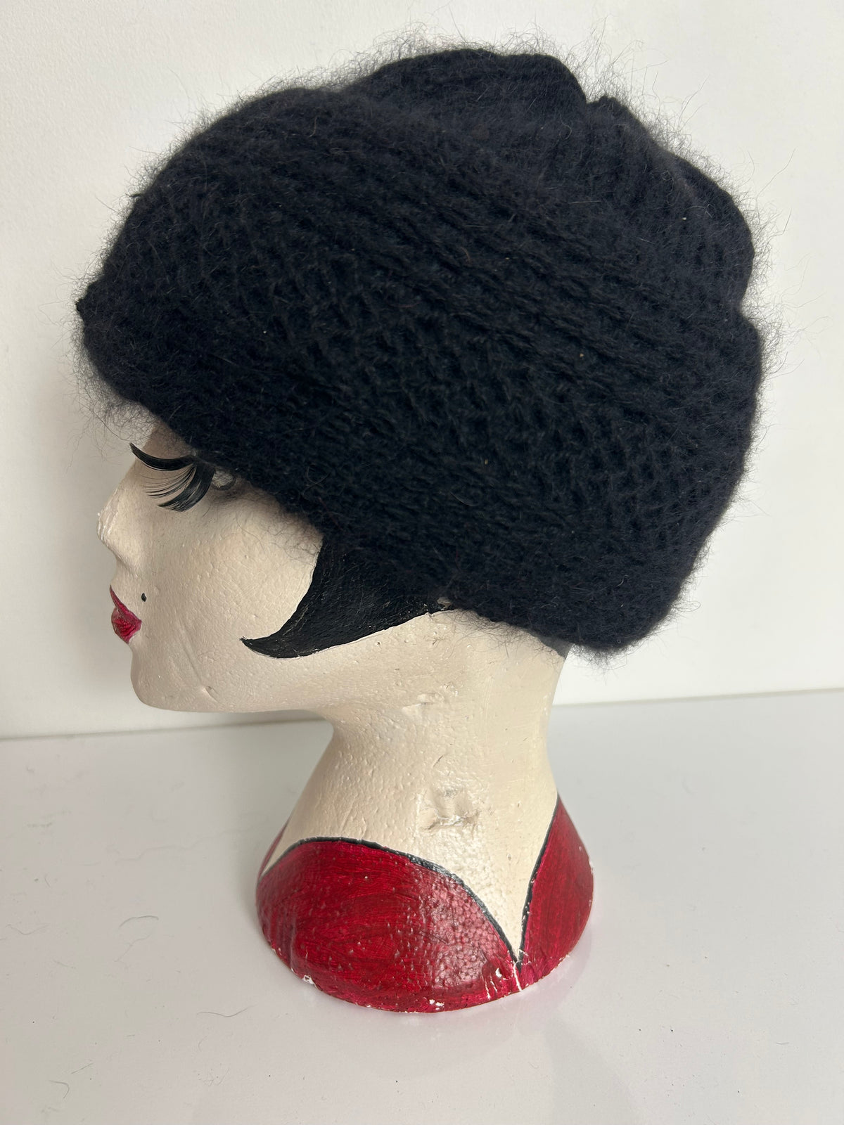 Vintage Black Angora & Wool Mix Semi Chunky Winter Beanie Style Hat