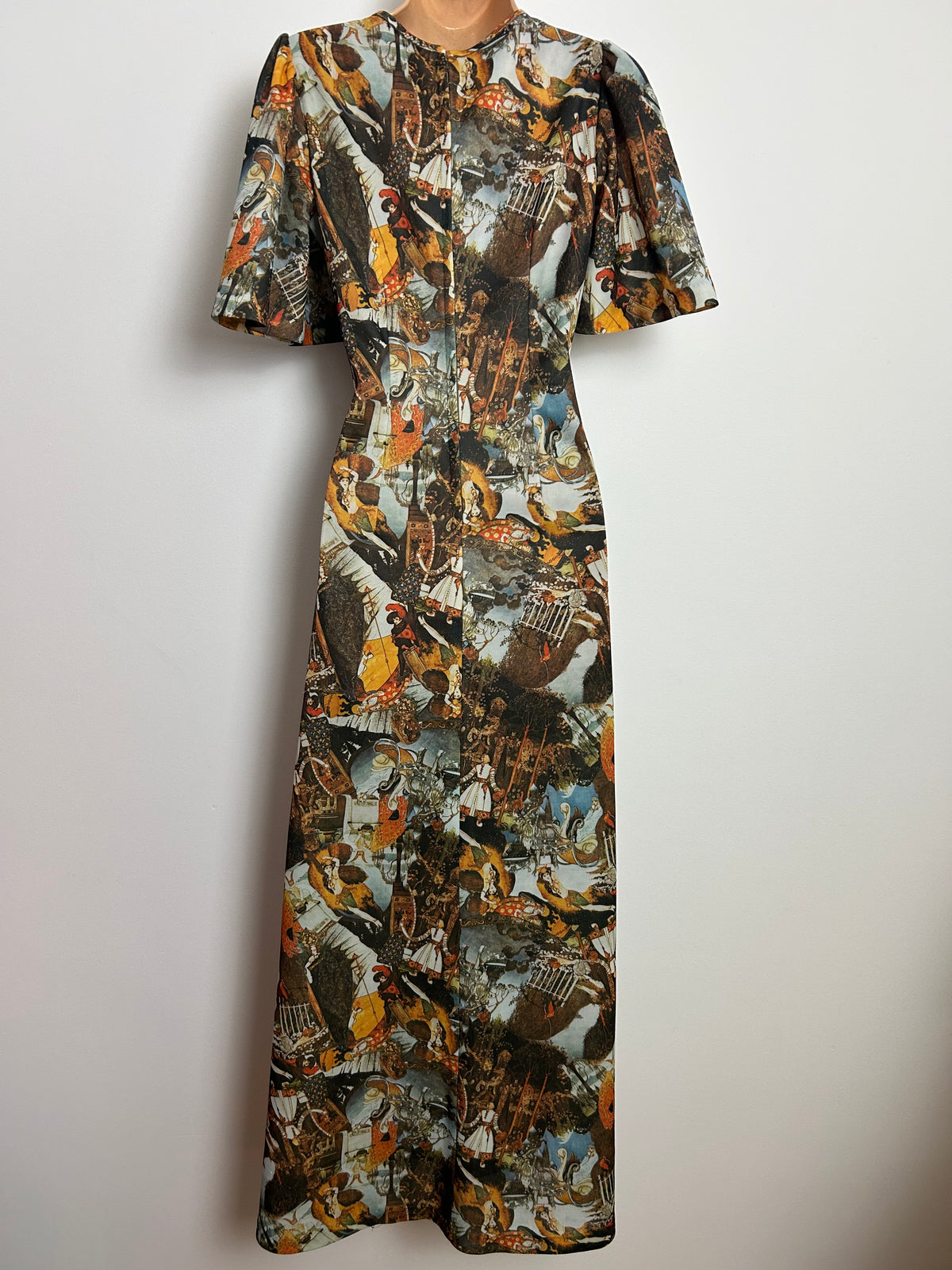 Vintage 1970s RARE Size 10 Whimsical Fairytale Collage Novelty Print Maxi Dress