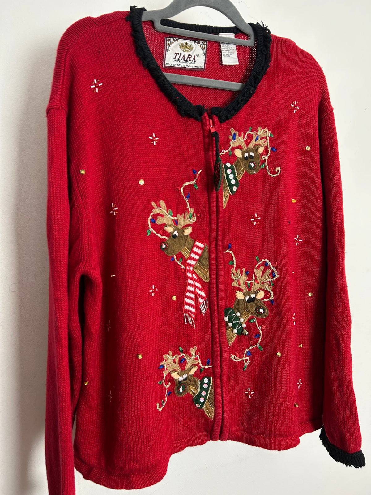 Vintage Y2K TIARA INTERNATIONAL Size XL Up to Size 16 Red Embellished Christmas Reindeer Cardigan