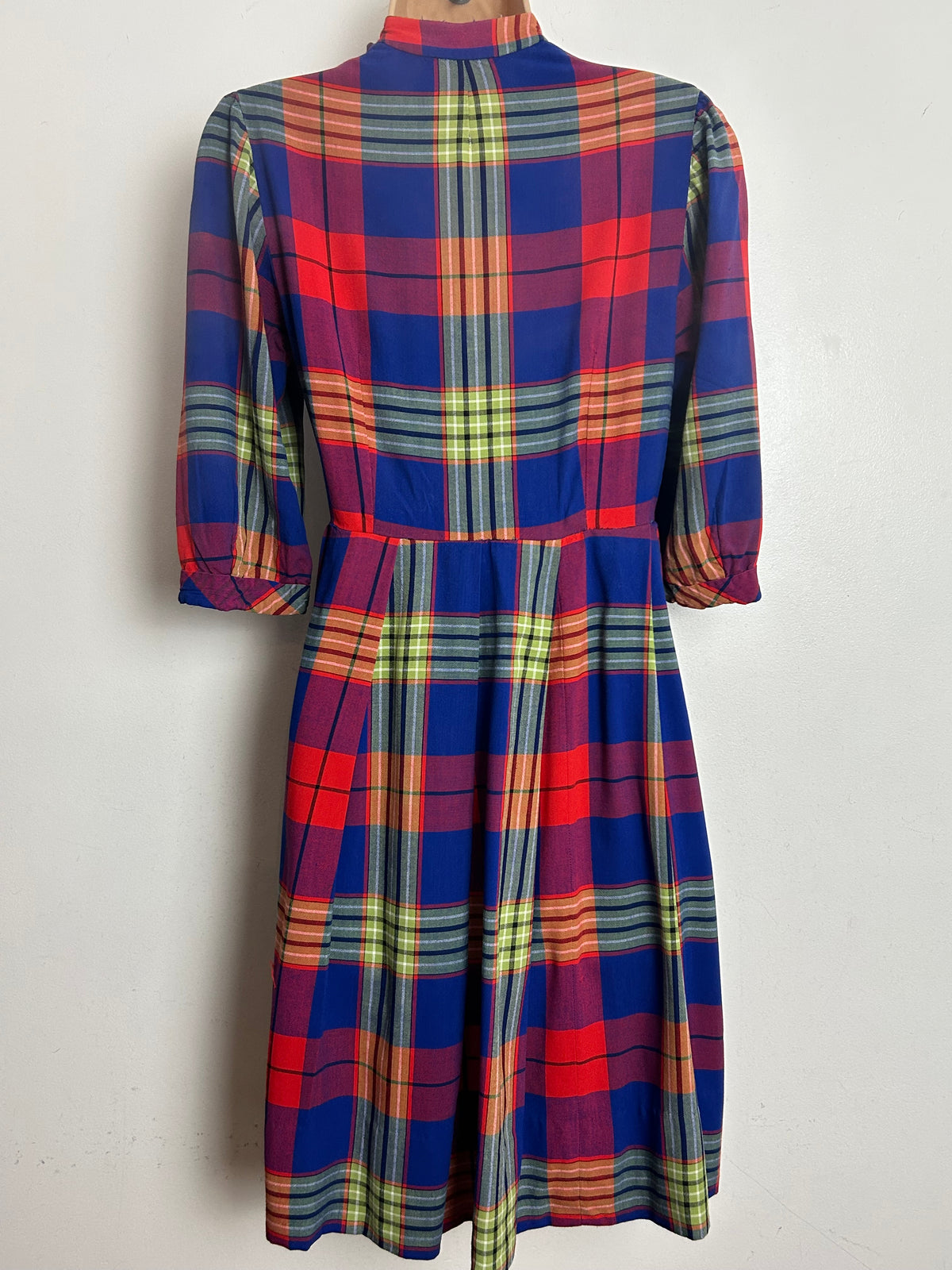 Vintage 1950s Size 10 Blue Red Pink & Green Check Print High Neck Pleated Cotton Day Dress