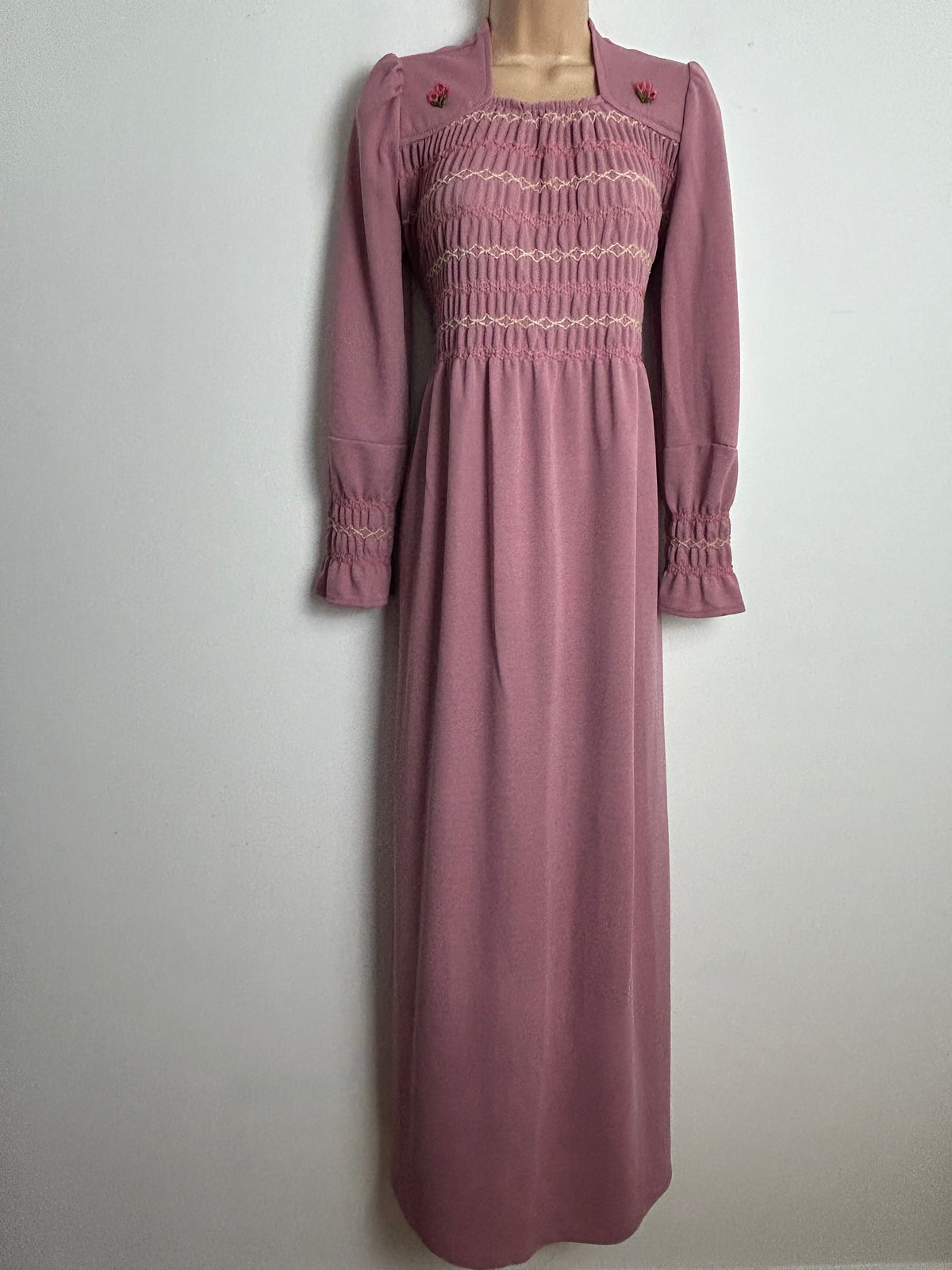 Vintage 1970s UK Size 12 Dusky Pink Shirred Bodice Long Sleeve Tie Back Maxi Dress