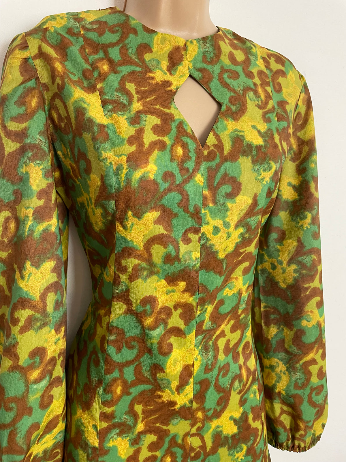 Vintage Late 1960s UK Size 10 Green Brown & Yellow Abstract Print Long Sleeve Wide Leg Keyhole Jumpsuit