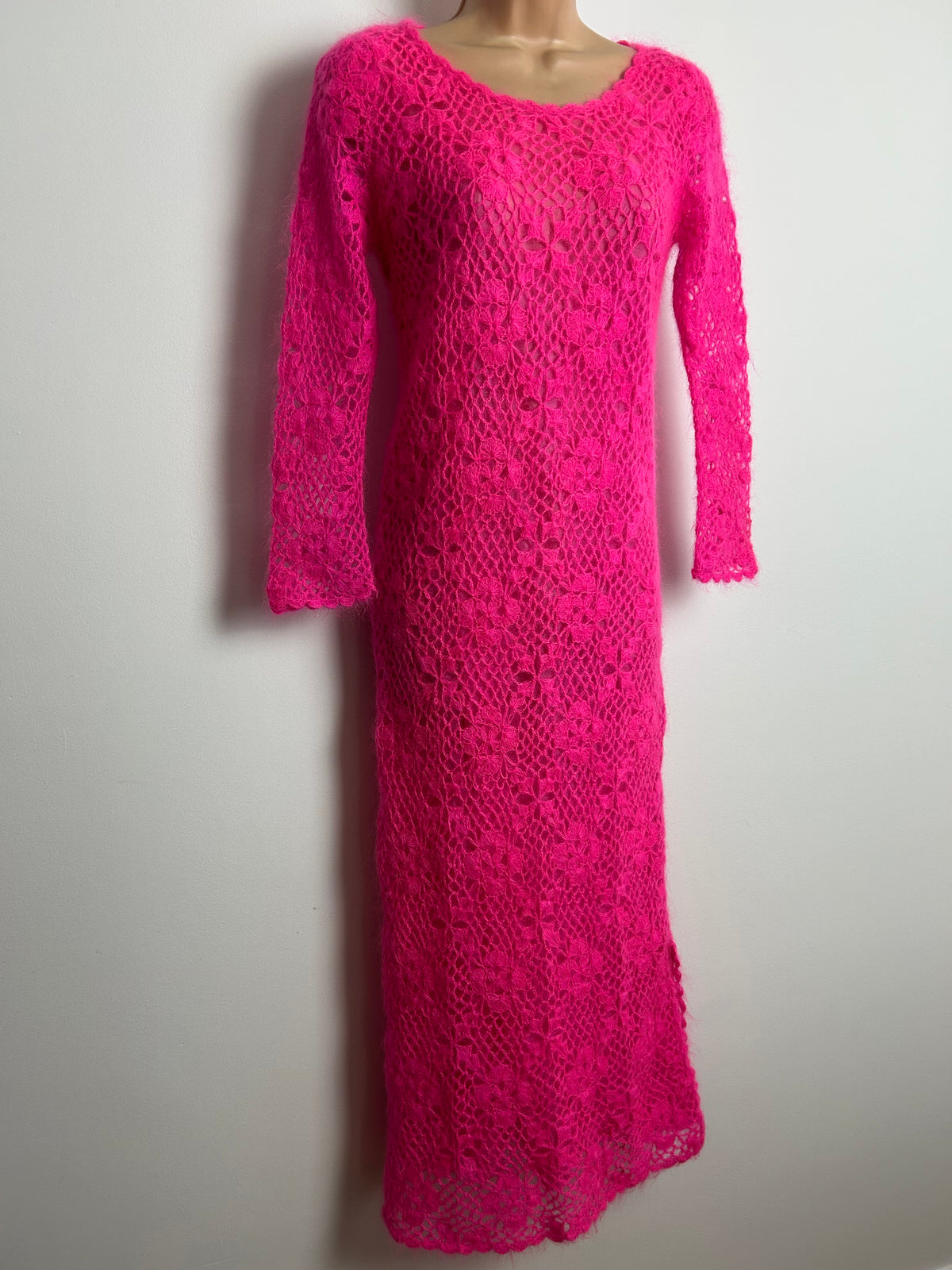 Vintage 1960s ELIZABETH MAI Made In Hong Kong Size 10-12 Beautiful Hand Crochet Hot Pink 100% Mohair Fully Lined Maxi Dress