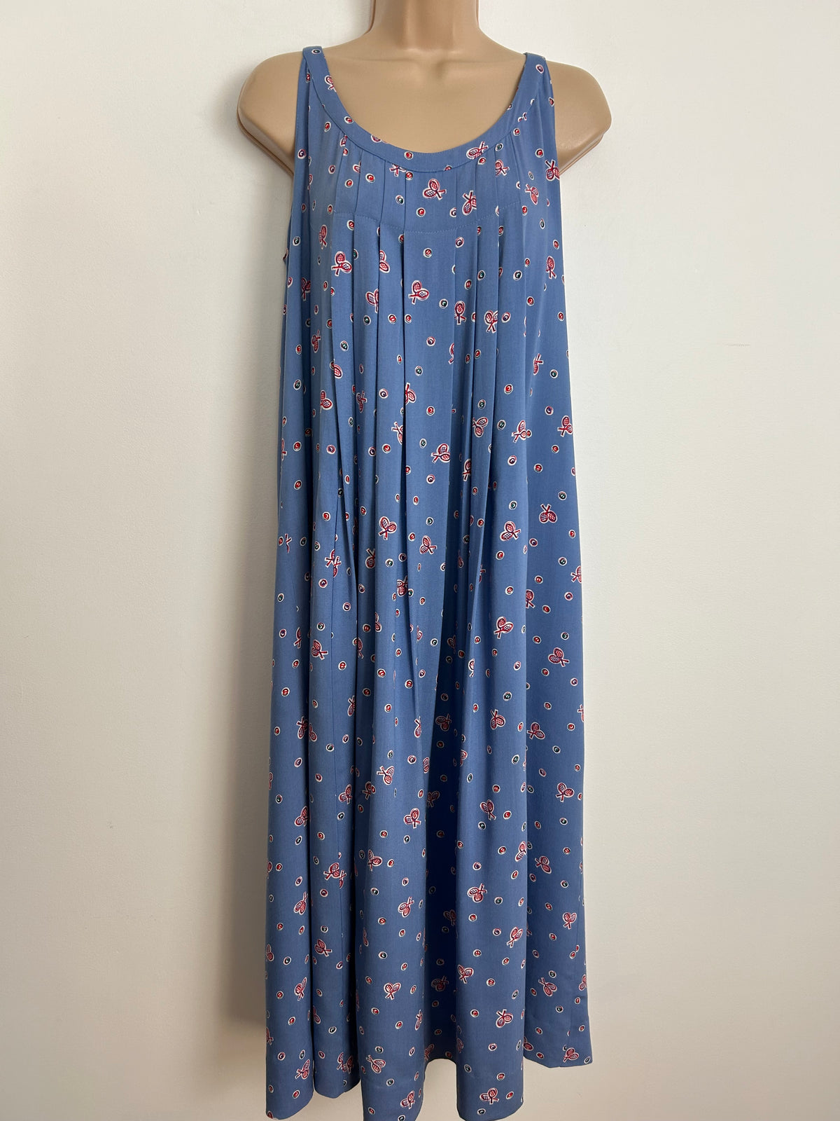 Vintage Late 1970s GUY LAROCHE DIFFUSION Designer Size 8-10 Blue Tennis Racket & Balls Novelty Print Pleated Smock Dress