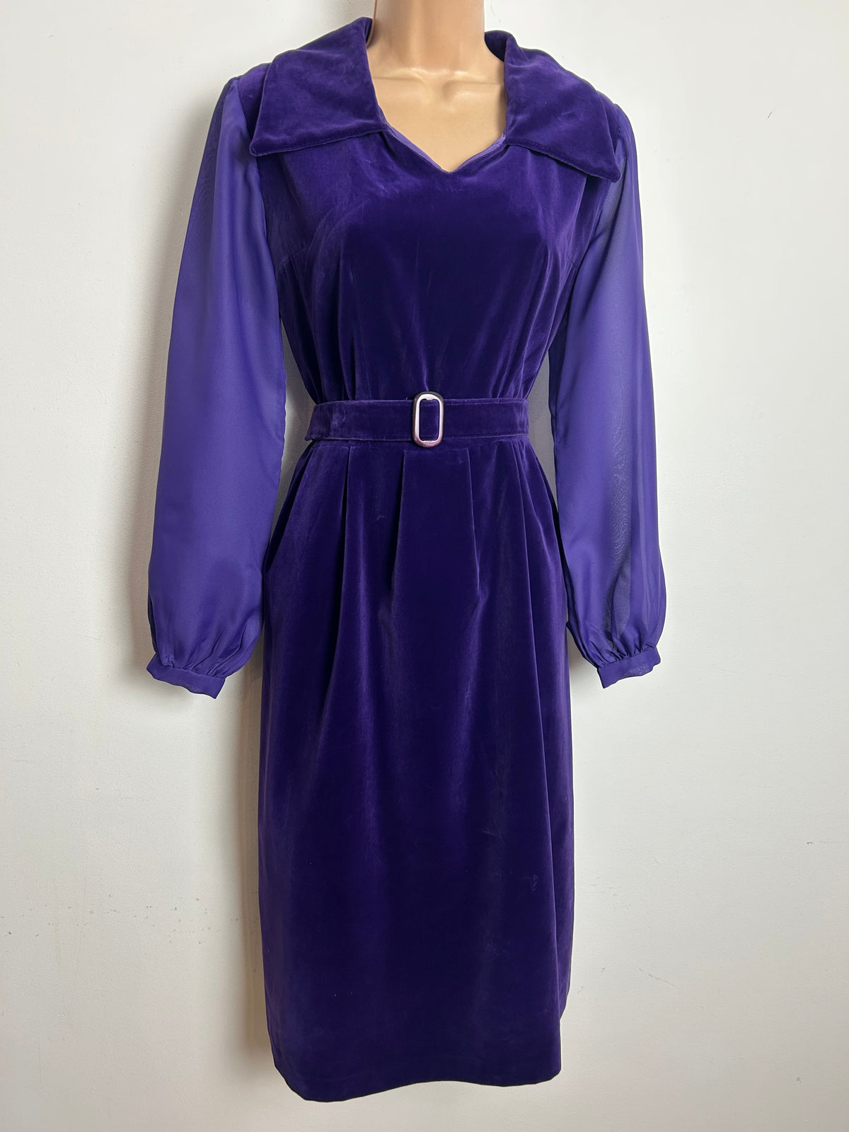 Vintage 1970s Size 10 Purple Velvet & Chiffon Sleeve Belted Dress