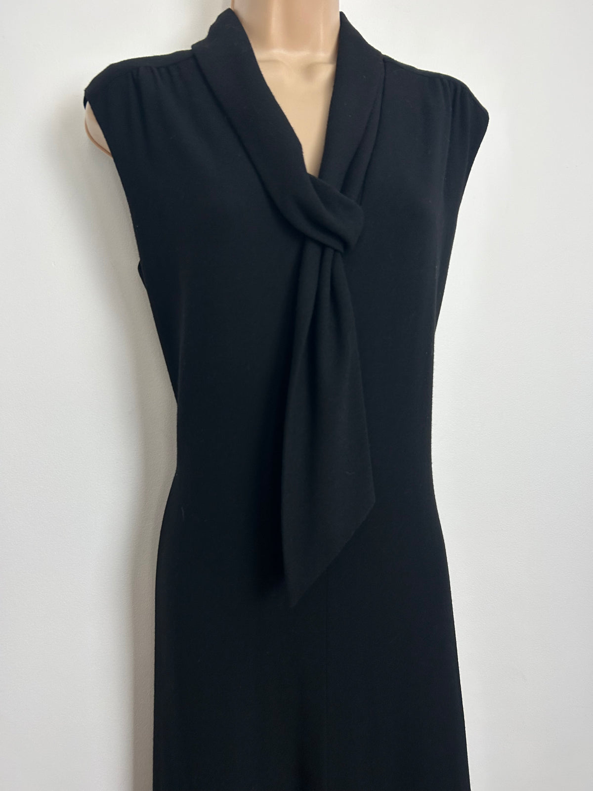 Vintage 1970s JAEGER Size 12-14 Black 100% Wool Sleeveless Scarf Neck Occasion Maxi Dress