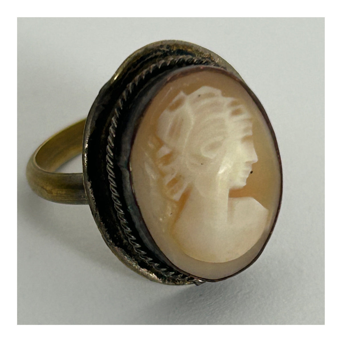 Antique Victorian Pinchbeck Real Shell Cameo Ring Size O