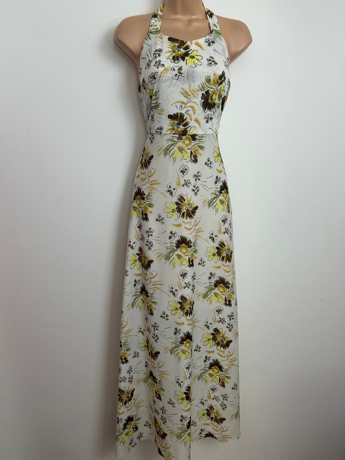 Vintage 1970s 10 White Brown & Yellow Floral Print Halter Neck Button & Lace Up Detail Maxi Dress