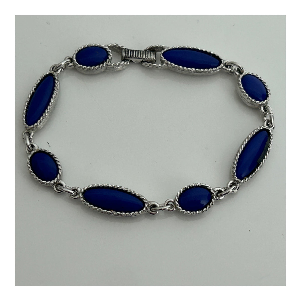 Vintage 1960s SARAH COVENTRY Silver Tone & Blue Cabochon Glass Stone Set Bracelet