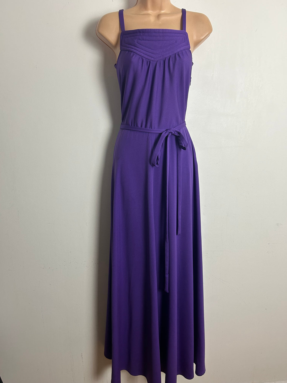 Vintage 1970s Size 6-8 Purple Sleeveless Stitch Panel Detail Maxi Dress