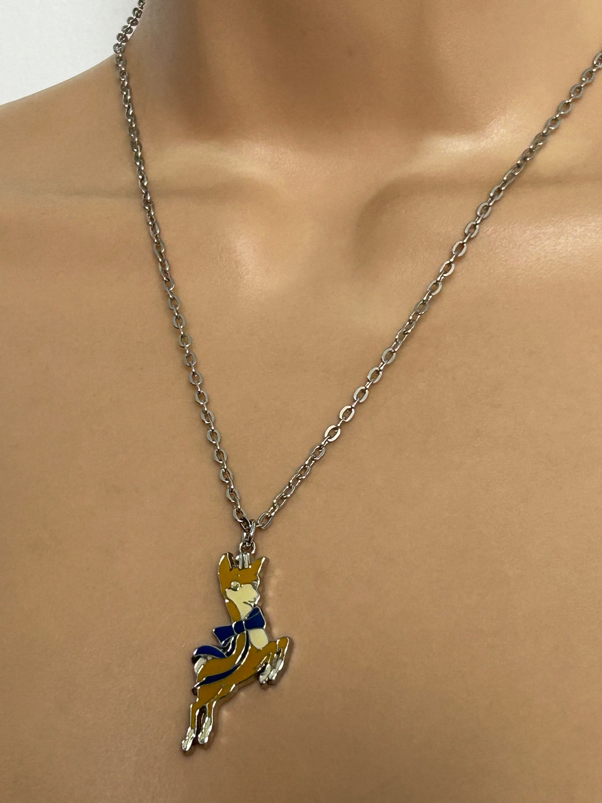 Vintage 1970s Collectable Retro Kitsch BABYCHAM Enamel Deer Pendant & Necklace