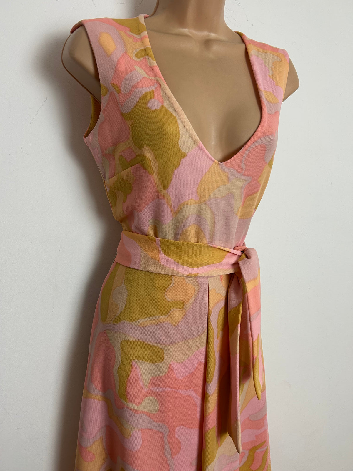 Vintage 1970s Size 12 AMAZING Pastel Pink & Peach Tones Psychedelic Print Wide Leg Palazzo Jumpsuit
