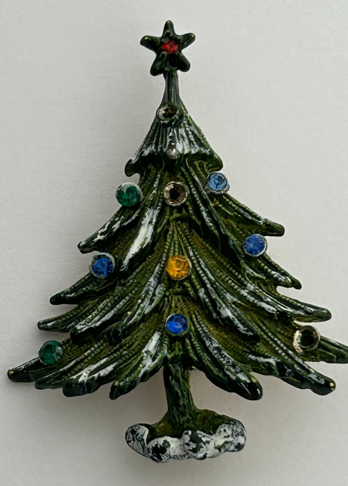 Vintage Gold Tone Cold Painted Blue & Pink Diamante Set Christmas Tree Pin Brooch