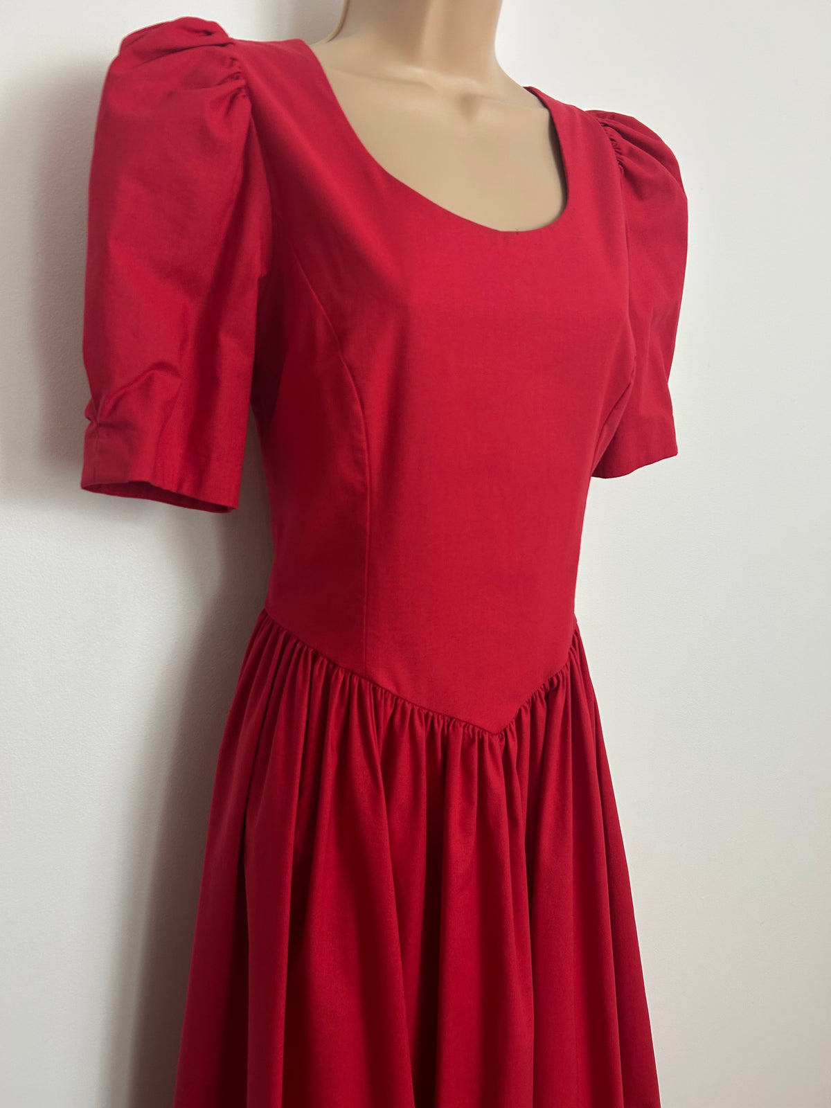 Vintage 1980s LAURA ASHLEY Size 10 (Size 14 On label) Red Open Bow Back Pleated Midi Dress