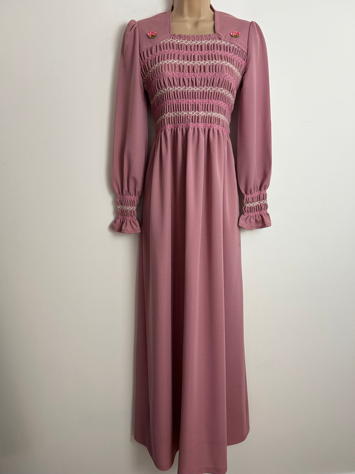 Vintage 1970s UK Size 8-10 Dusky Pink Shirred Bodice Long Sleeve Tie Back Maxi Dress