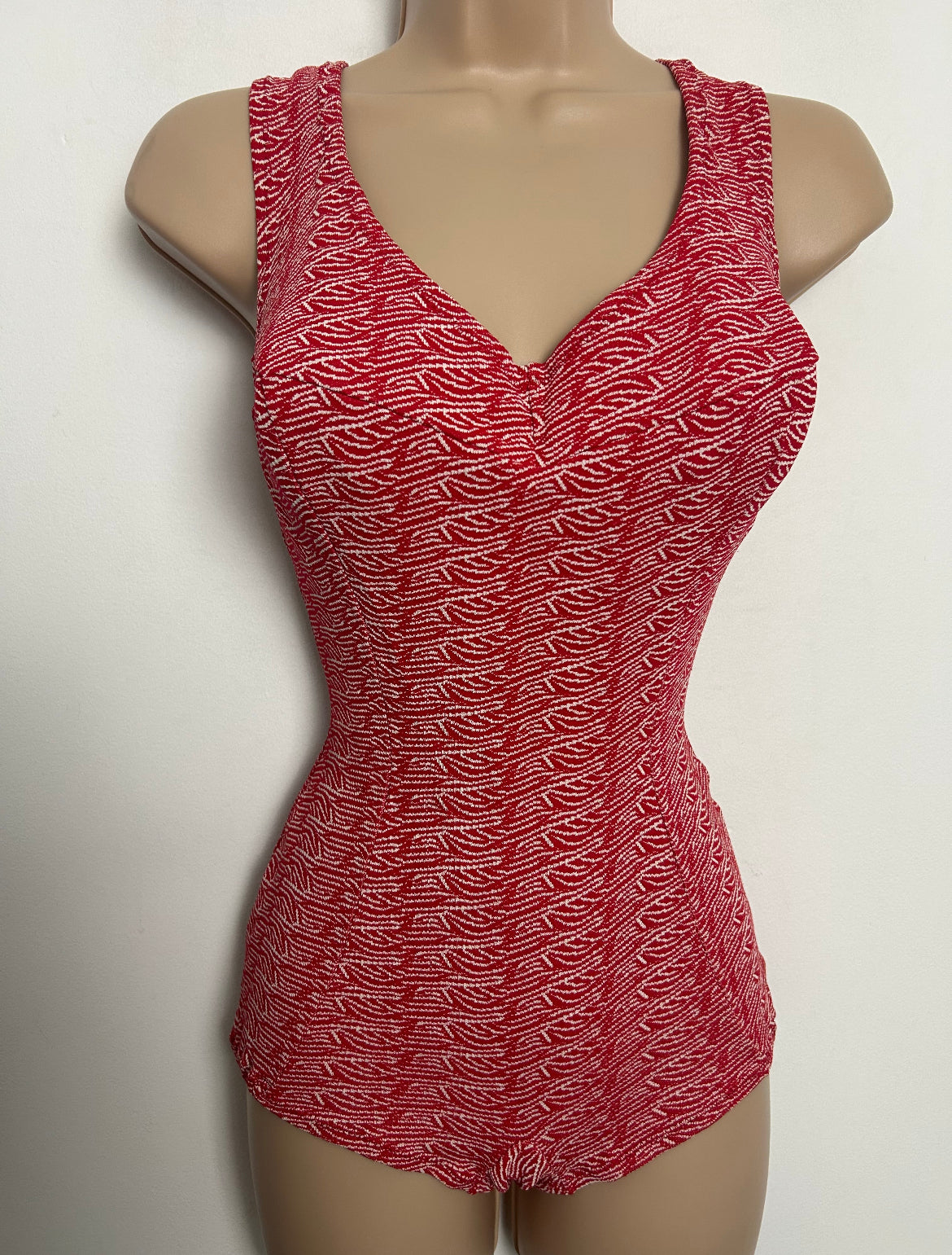Vintage Late 1950s BALNEA PARIS Size 8 Red & White Pattern Slightly Padded Cup Swimsuit