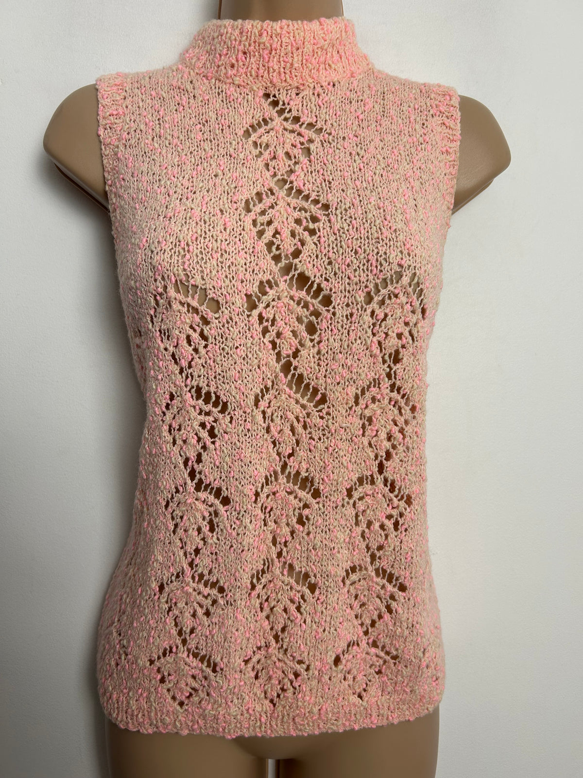 Vintage 1960s Size 10-12 Pink Tones Bobble Wool Turtle Neck Sleeveless Jumper/Tank Top
